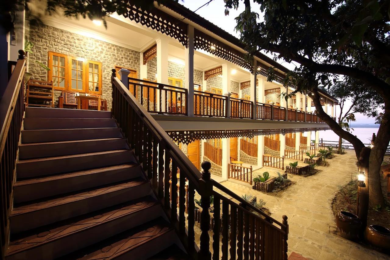 Salay River View Inn Sale Kültér fotó